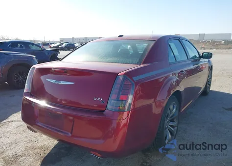 2014 Chrysler 300 300S z USA, uszkodzony, nr VIN 2C3CCABG1EH331116